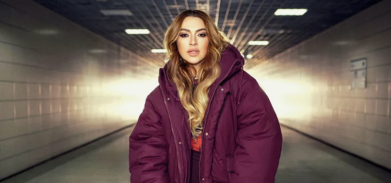 Hadise’ye dost kazığı