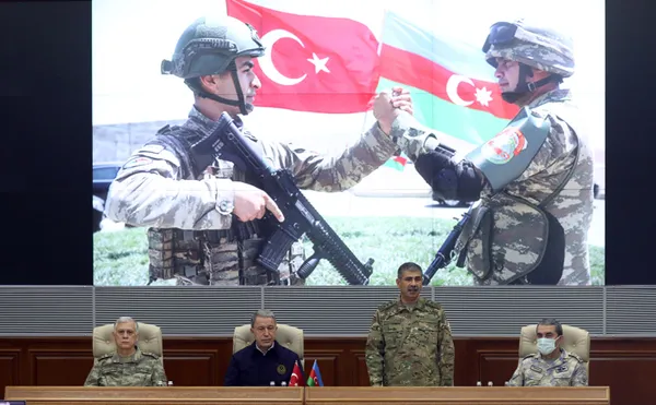 Son dakika: Bakan Akar'dan Azerbaycan zaferi açıklaması: Gücünü tüm dünyaya gösterdi - 1