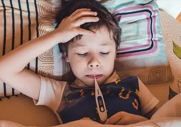 Uzmanı uyardı: "Çocuklarda uykudan uyandıran baş ağrısı ciddiye alınmalı"