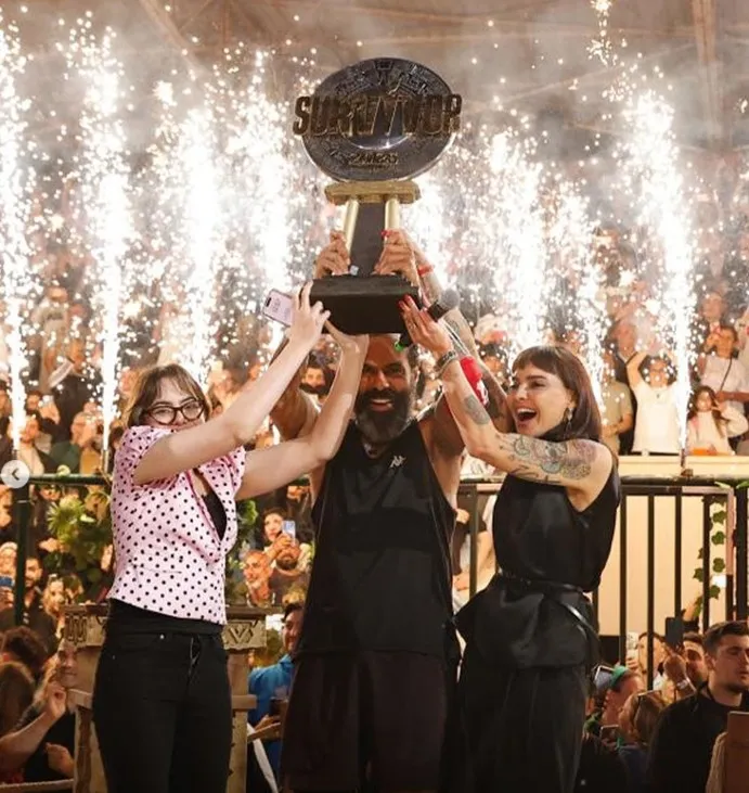 survivor-sampiyonu-kim-oldu-2026-mert-nobre-mi-nagihan-karadere-mi-kazandi-1781935754422.jpg Survivor 2026'da şampiyon belli oldu - 1