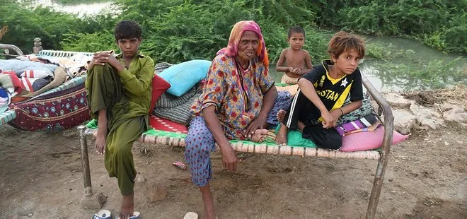 Can kaybı 1500’ü geçti! 10 milyon kişi yerinden oldu! Pakistan’da sel felaketinin bilançosu ağırlaşıyor