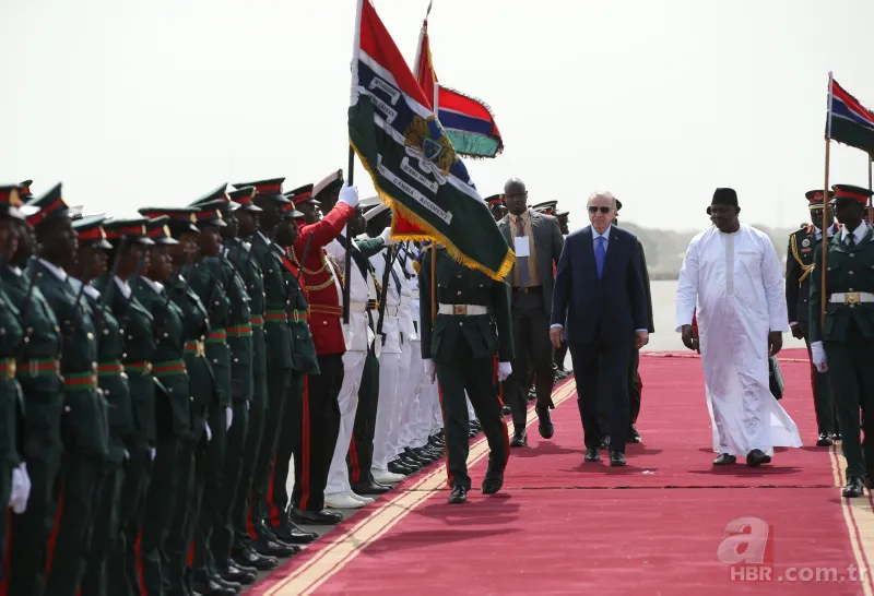 Başkan Erdoğan Gambiya’da resmi törenle karşılandı 15