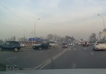 Otoyolda şekil yapmak istedi sonuç feci!
