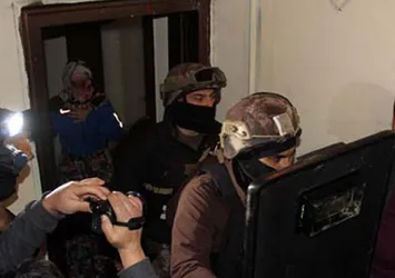 Erzurum'da insan tacirlerine baskın