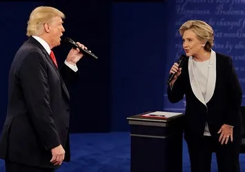 ABD'de Trump, Clinton'ın anketlerde önüne geçti