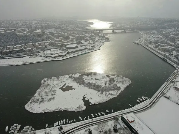 istanbul-kar-ne-zaman-bitecek-istanbul-kar-yagisi-bugun-bitecek-mi-5-gunluk-hava-durumu-1643025592386.jpg İstanbul kar ne zaman bitecek? İstanbul kar yağışı bugün bitecek mi? 5 günlük hava durumu... - 3