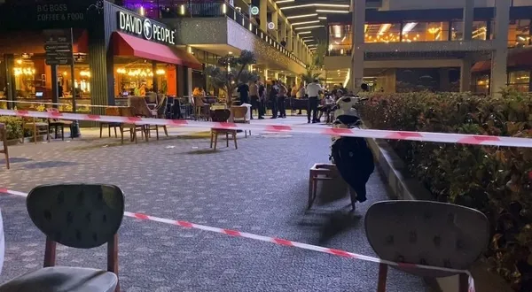 bursada-eglence-mekaninda-silahli-kavga-3-yarali-1695422190646.jpg Bursa'da eğlence mekanında silahlı kavga: 3 yaralı - 1