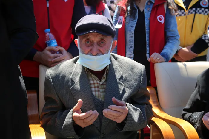 Şehit Uzman Çavuş Murat Nar son yolculuğuna uğurlandı! Gözyaşları sel oldu - 1