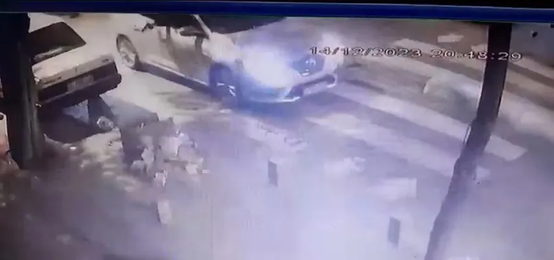 İstanbul'da silahlı saldırı! Taksi durağına kurşun yağdırdı