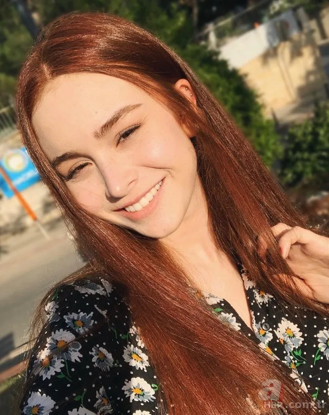 Bez Bebek'in Yağmur'u Asena Keskinci'nin annesi bakın kimmiş! 4