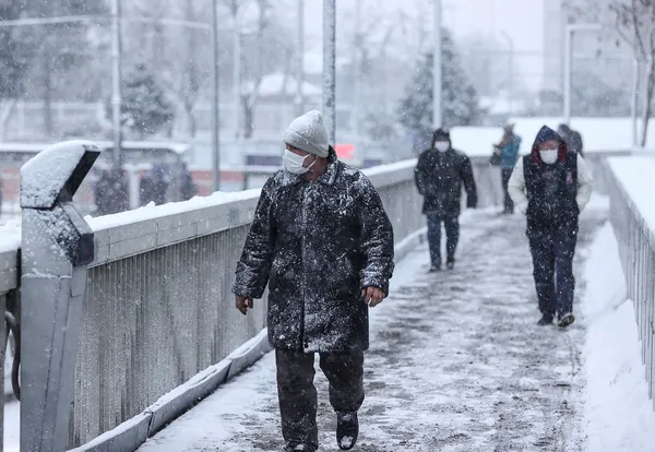 Meteoroloji'den İstanbul için flaş uyarı! İstanbul'a kar yağışı devam edecek mi? - 4