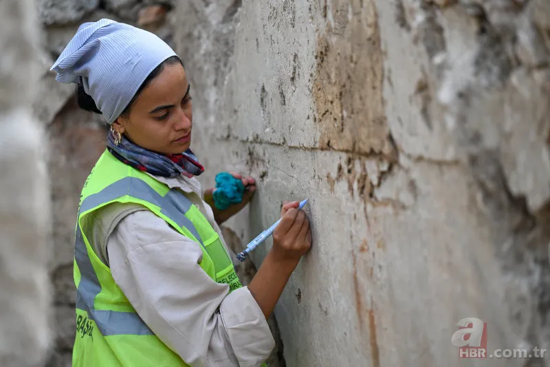 Sillyon Antik Kenti'nde bulundu! Binlerce yıl öncesine ait 12