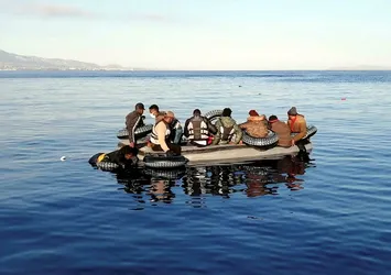 Yunan askerleri ölüme terk etti! Yardımlarına Türk Sahil Güvenlik ekibi koştu