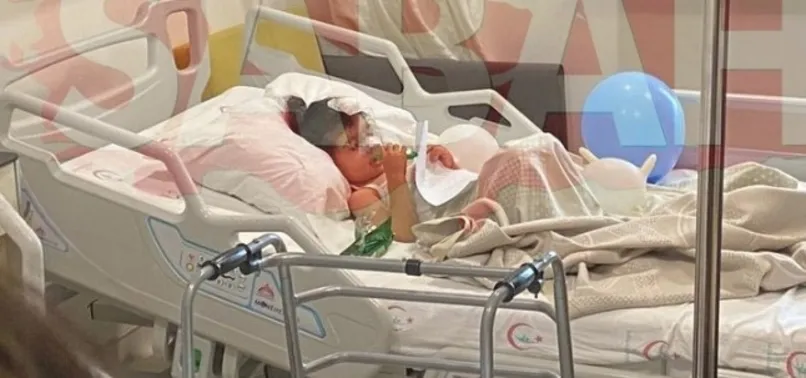 Türkiye Beyoğlu’ndaki patlamaya ağladı! Herkesin dikkatini çeken o bebek arabasının sahibi konuştu