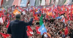 AK Parti tam kadro sahada!