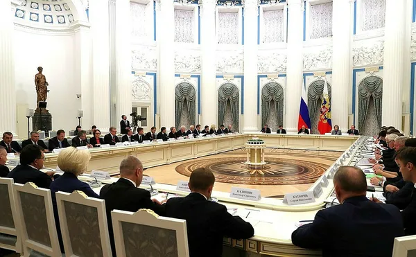 Vladimir Putin'den ulusal kalkınma hamlesi! "Dünya lideri olmak için..." - 1