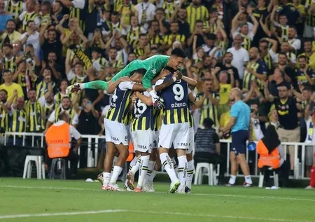 Fenerbahçe 6 numara için büyük oynuyor! İşte hedefteki iki dünya yıldızı