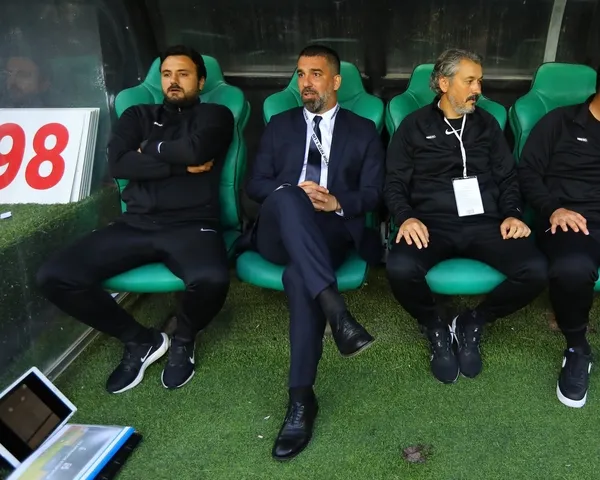 eyupspor-sakaryasporu-uzatmalarda-yendi-1-lig-play-off-yari-finali-belli-oldu-1685131810005.jpg Eyüpspor, Sakaryaspor'u uzatmalarda yendi! 1. Lig play-off yarı finali belli oldu - 4