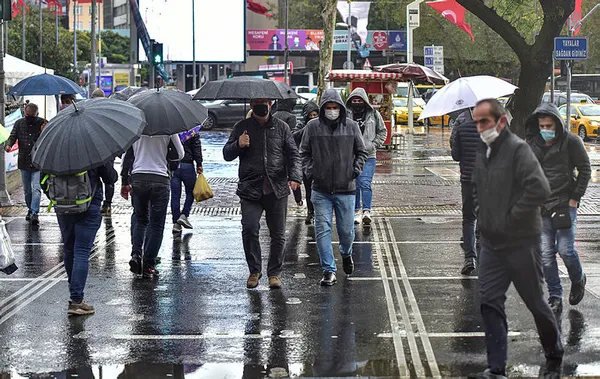 SON DAKİKA! Meteoroloji’den flaş uyarı! Sıcaklıklar düşüyor kar geri geliyor! Sağanak, buzlanma, tipi... | 2 Ocak 2022 İstanbul, Ankara, İzmir hava durumu