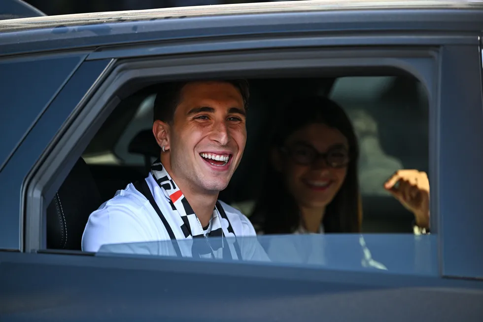 Fabio Miretti Beşiktaş'ta! Juventus ile satın alma opsiyonlu kiralık anlaşma: 23 yaşındaki orta saha resmen Kartal’da - 1
