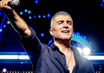 Özcan Deniz’den "arabesk" rüzgarı