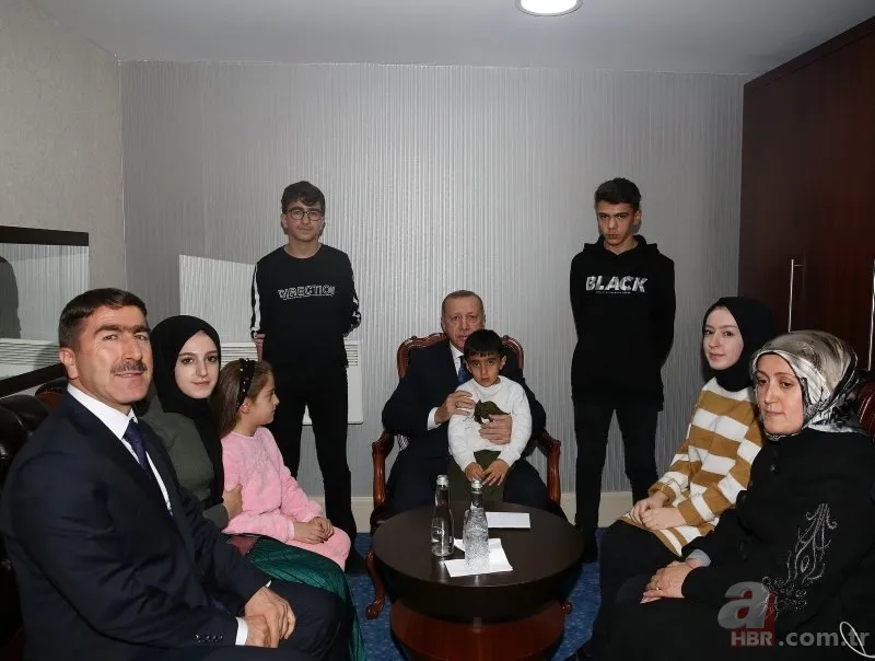 Başkan Erdoğan, Şehit Ahmet Budak'ın eşi ve çocuklarını kabul etti 2