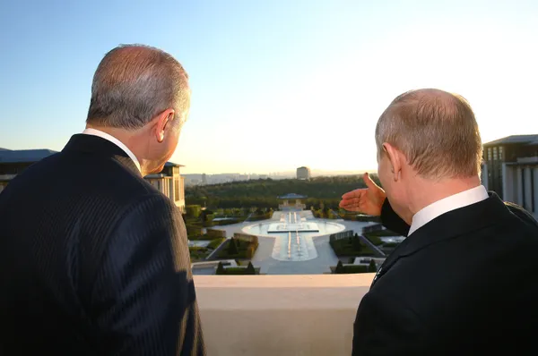 1647667306965.jpg Barışın anahtarı Türkiye! Başkan Erdoğan ile Putin görüşmesinin perde arkası ortaya çıktı! Putin'den ateşkes sinyali - 6