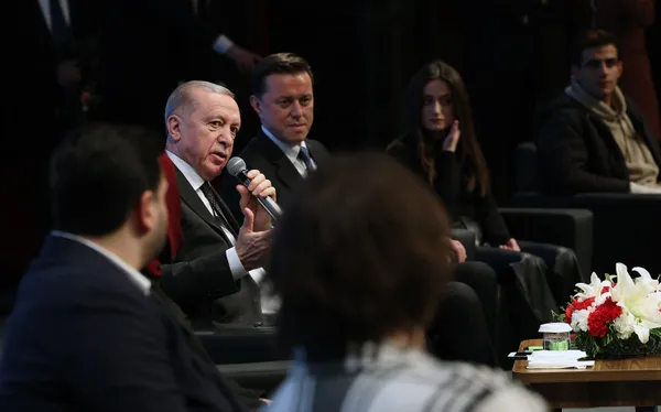 Başkan Erdoğan Eskişehir’de gençlerle buluştu! Muhalefete uzay yolculuğu tepkisi: Milletin sevinçlerinden rahatsızlar