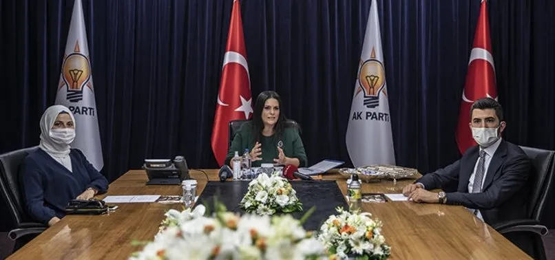 Siyasi partiler video konferans aracılığıyla bayramlaştı