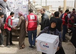 Türkiye'den Suriye'ye yardım: Aynularab'taki siviller için tırlar yola çıktı