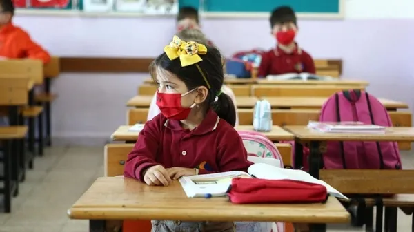 15 tatil uzatılacak mı? MEB son dakika 15 tatil sömestr uzayacak mı?