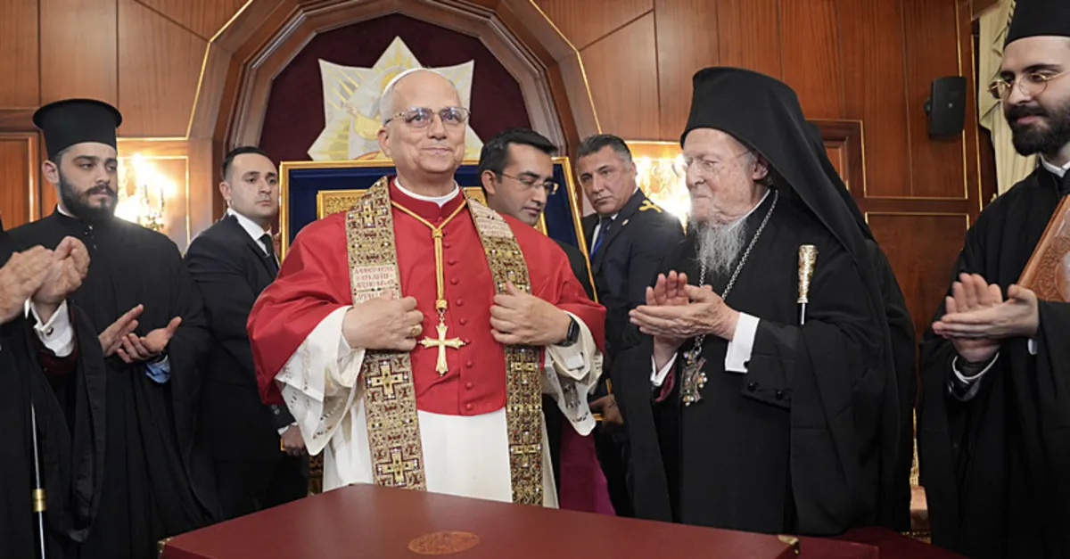 Papa 14. Leo, Fener Rum Patrikhanesi'ne geldi