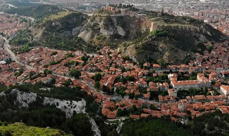Kutahya Da Bir Mahalle Karantinaya Alindi