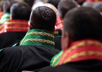 780 hakim ve savcının görev yeri değişti