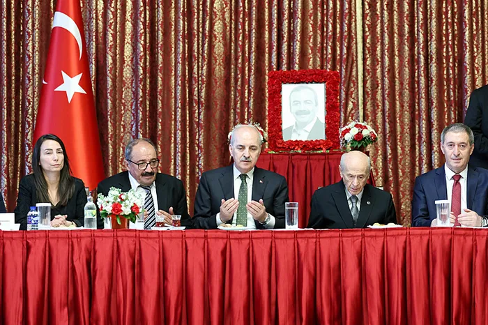 MHP lideri Devlet Bahçeli Sırrı Süreyya Önder için yapılan anma törenine katıldı