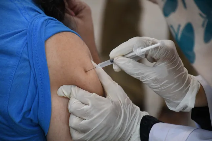 Son dakika: Aşıda üçüncü doz tartışması! Hangi tip aşılarda gerekli? Ne zaman yapılmalı?