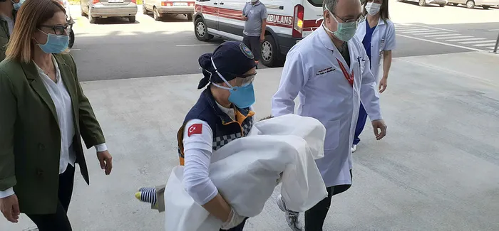 Son dakika: Başkan Erdoğan yapışık ikizlerin ailesiyle görüştü