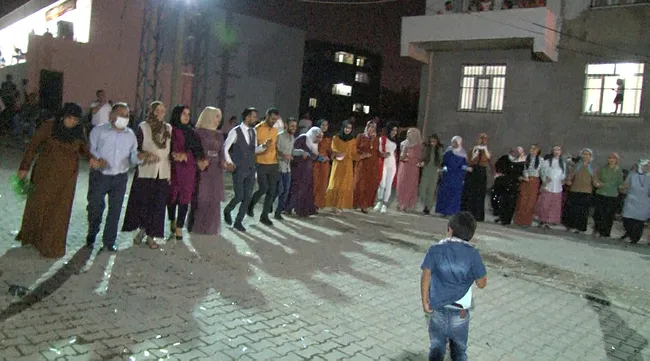 Doğu ve Güneydoğu Anadolu Bölgesi'nde koronavirüs döneminde 180 bin korsan düğün yapıldı - 5