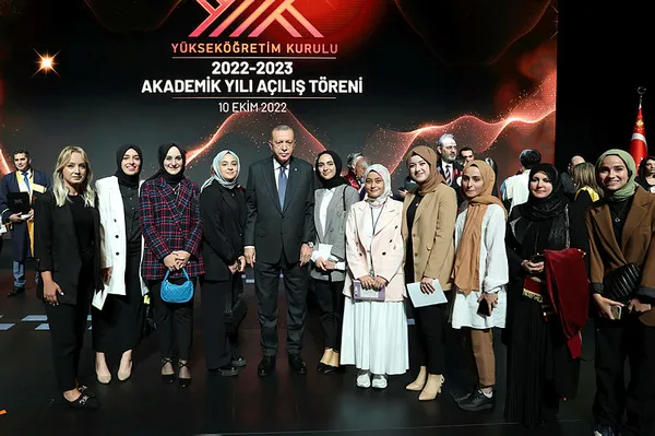 Son dakika: Başkan Erdoğan'dan Yükseköğretim Akademik Yıl Açılış Töreni'nde önemli açıklamalar | Kılıçdaroğlu'na başörtüsü çağrısı - 3