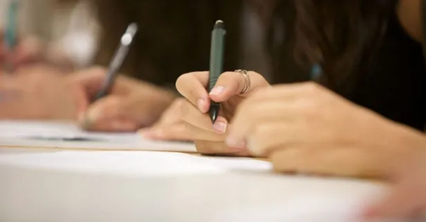 ATA AÖF yaz okulu sınavı ne zaman? Online mı, yüz yüze mi? 2023 ATA AÖF mezuniyete üç ders sınav tarihleri