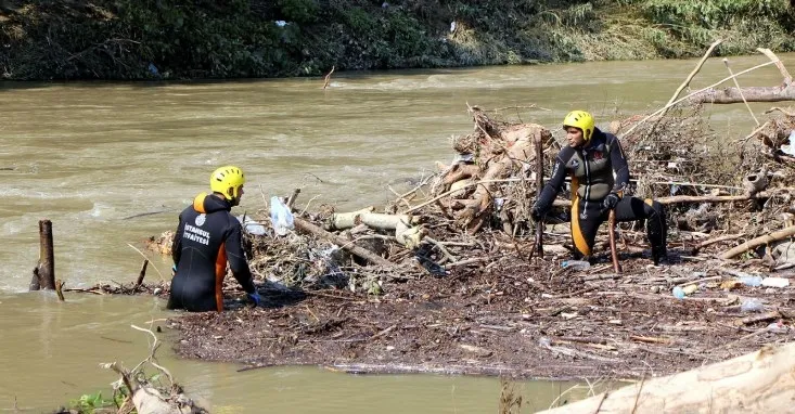 Düzce'deki sel felaketinde 2 kişinin daha cansız bedeni bulundu - 3