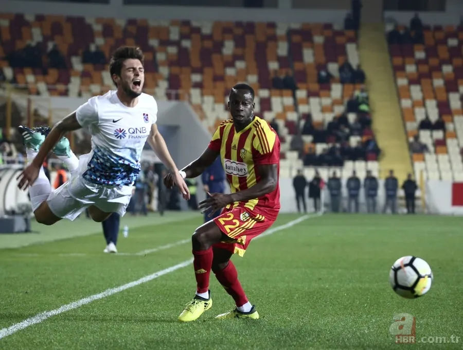 Yeni Malatya - Trabzonspor maçından kareler 15