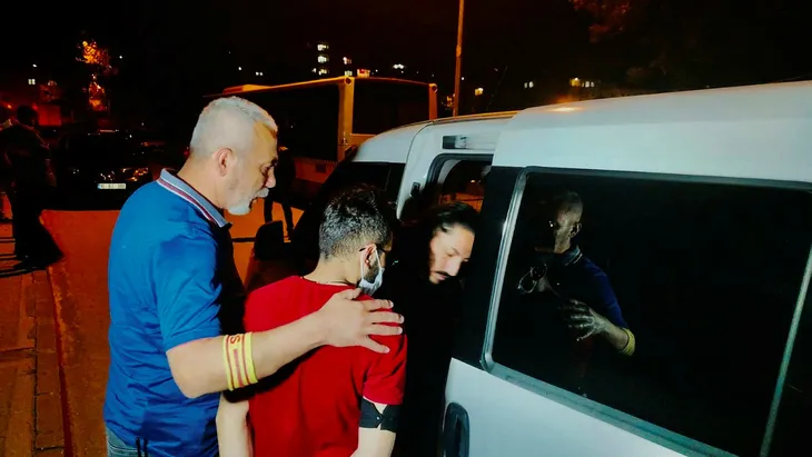 1589954987406.jpg Kısıtlamanın son dakikalarında polise yakalandı! 8 bin 713 lira ceza kesildi - 1