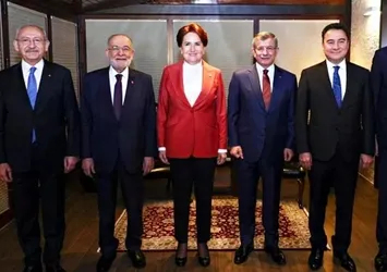 "Yılan hikayesi"ne dönen 6'lı koalisyonun toplantıları CHP'nin tabanında yıkıma neden oldu! Enver Aysever'den flaş itiraf: Kafamı duvarlara çarpacağım