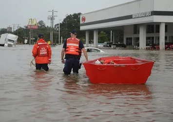 Texas'ta yeni sel uyarısı: Zorunlu tahliyeler başladı