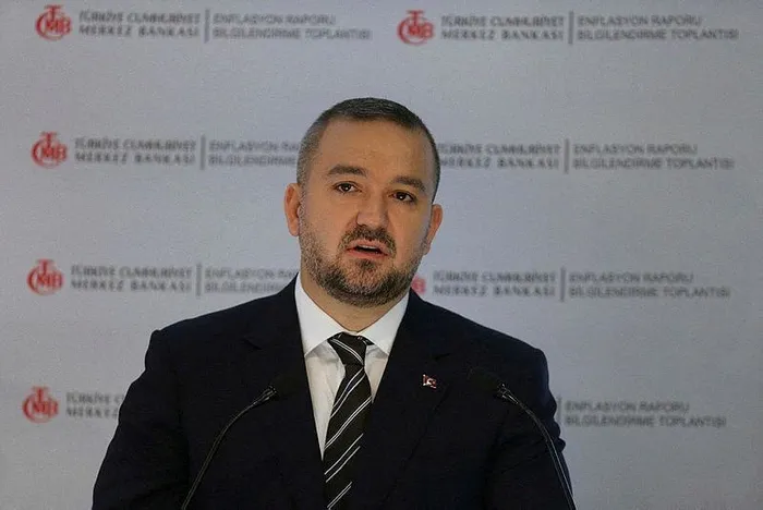 merkez-bankasi-baskani-fatih-karahandan-flas-enflasyon-aciklamasi-siki-durusa-devam-1720081377105.jpeg Merkez Bankası Başkanı Fatih Karahan'dan flaş enflasyon açıklaması: Sıkı duruşa devam - 4