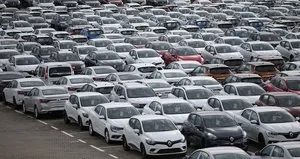 Otomotiv satışları 20 ay sonra düştü