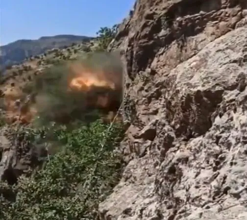 Mehmetçik Irak’ta bir PKK mağarasına daha girdi