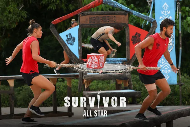 Survivor 6. dokunulmazlık oyununu kim kazandı? Survivor dokunulmazlık oyununu hangi takım kazandı? Ünlüler-Gönüllüler eleme adayı... - 2