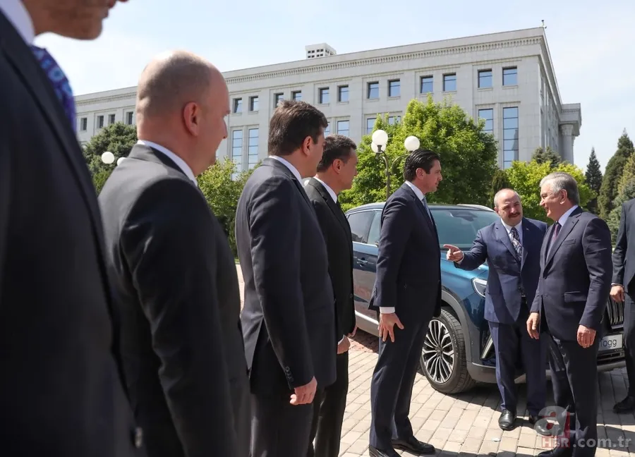 Başkan Erdoğan Özbekistan Cumhurbaşkanı Mirziyoyev ile görüştü: Togg hayırlı olsun 9